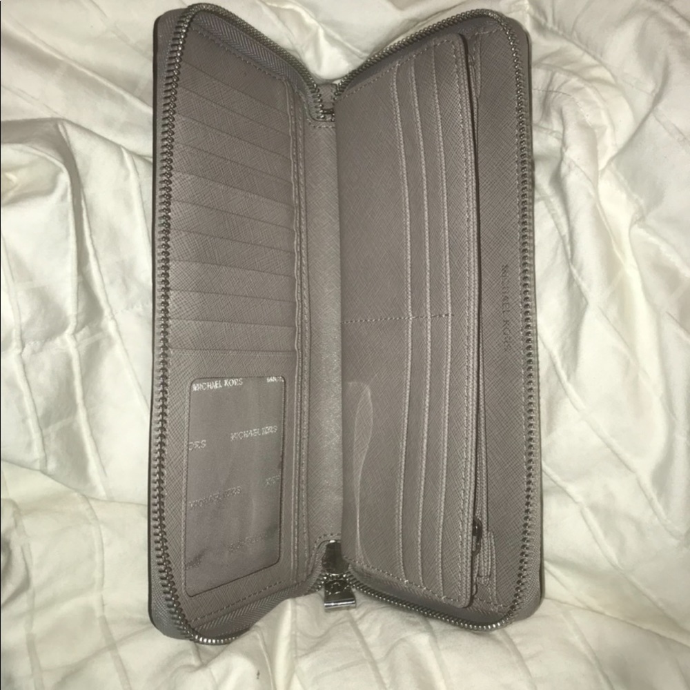 Michael Kors wallet